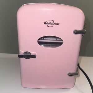 Koolatron Pink Makeup/Beverage Mini Fridge